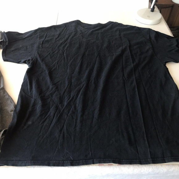 Star Wars T Shirt The Mandelorian Mens 2XL Pre-Owned Gray - Picture 2 of 9